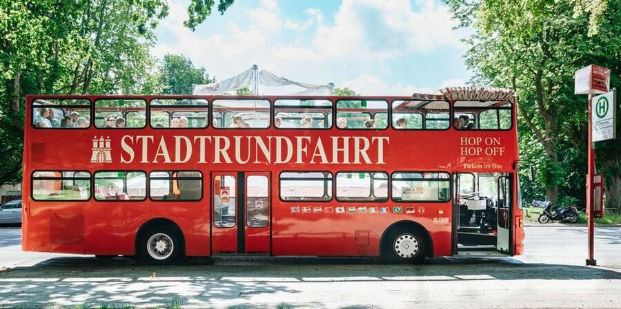 Hamburg: Harbor Cruise and Bus City Hop-On Hop-Off Tour - Use the 90-minute bus tour to get your bearings