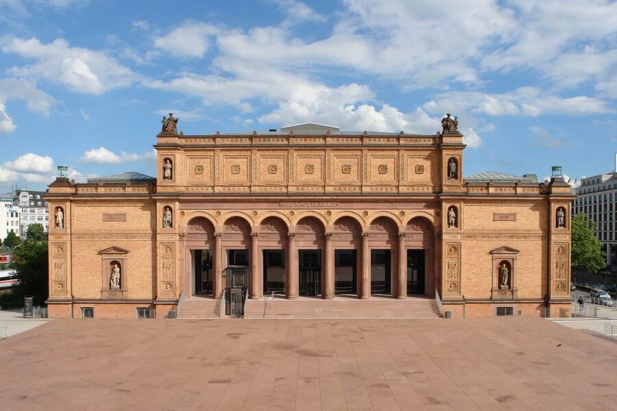 Hamburg: Kunsthalle Entrance Ticket - Begin with northern German medieval painting
