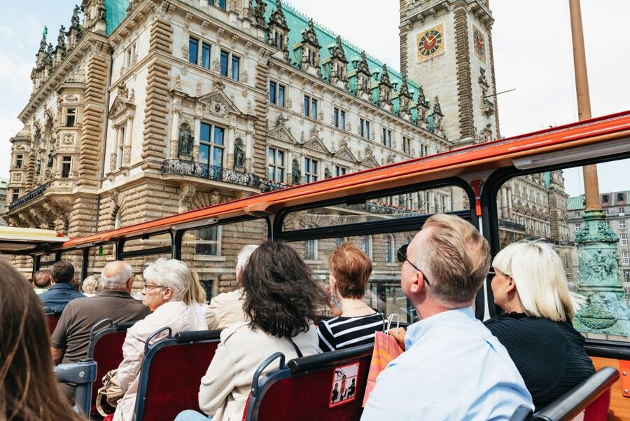 Hamburg: Line A Sightseeing Hop-On Hop-Off Bus Tour - Key points to know before you board