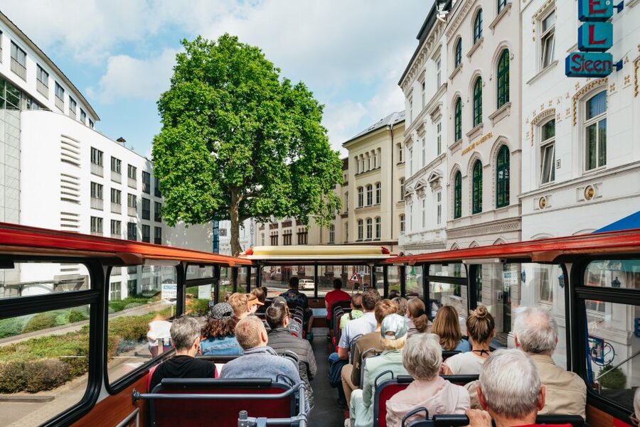Hamburg: Line A Sightseeing Hop-On Hop-Off Bus Tour - Open-top views, comfort, and access
