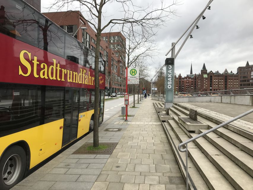 Hamburg: Line C Sightseeing Hop-On Hop-Off Bus Tour - The harbour, St. Pauli Piers, and the Fish Market