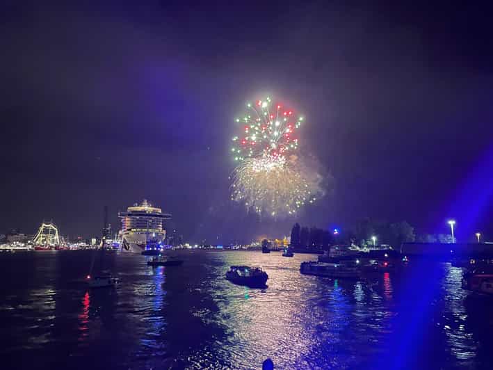 Hamburg: New Years Eve Harbour Cruise - Key things to know before booking