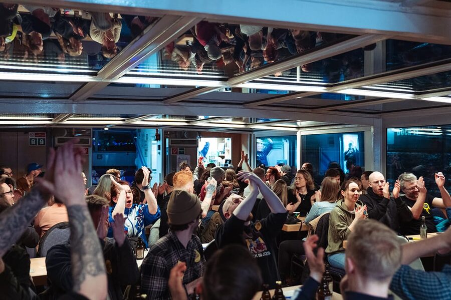 Hamburg: Party Bingo with the Bingo Gringos - Starting with a Feigling and a bingo card