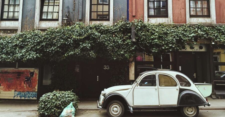 Hamburg: Personalized Private Tour with a Local Host - From landmarks to quieter corners