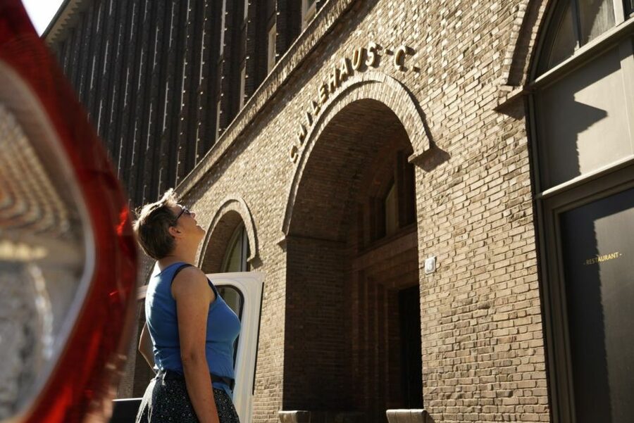 Hamburg: Private 3-Hour Guided Car Tour - Entering Speicherstadt, Hamburg’s warehouse district