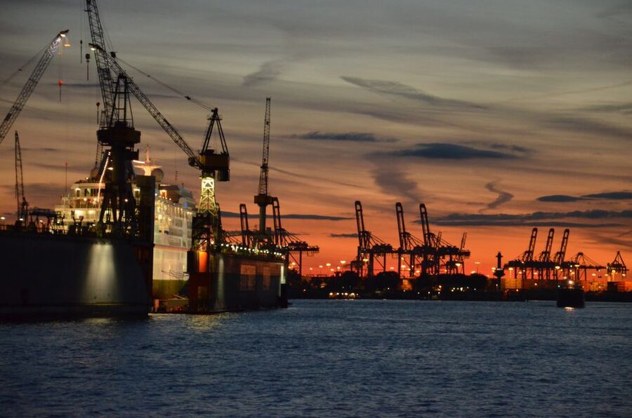 Hamburg: Private 3-Hour Guided Car Tour - Starting at Hamburg’s town hall