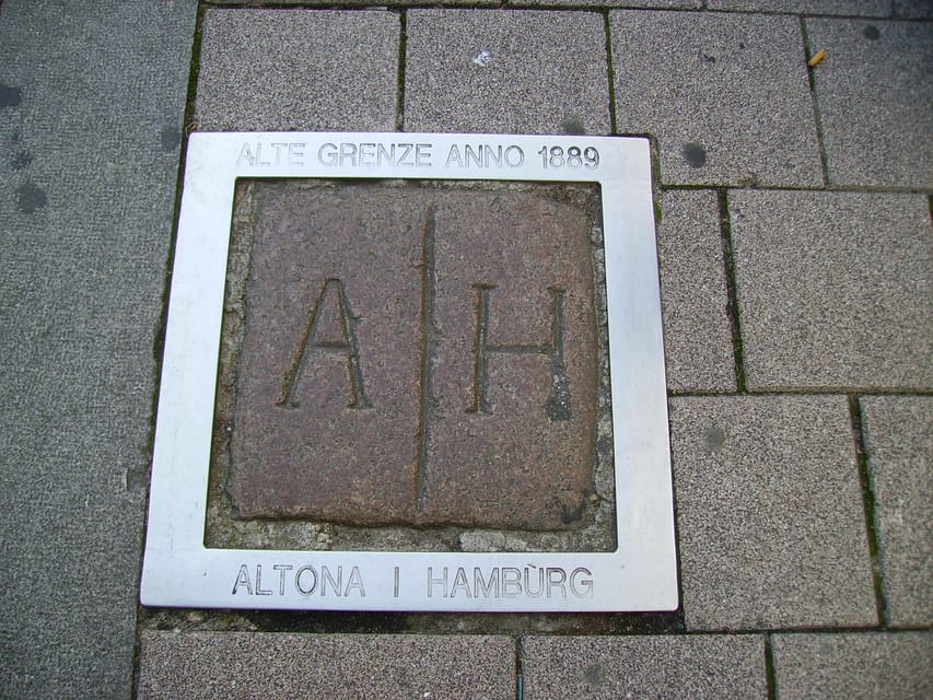 Hamburg: Private Tour - Schanzenviertel & Karolinenviertel - Key points at a glance