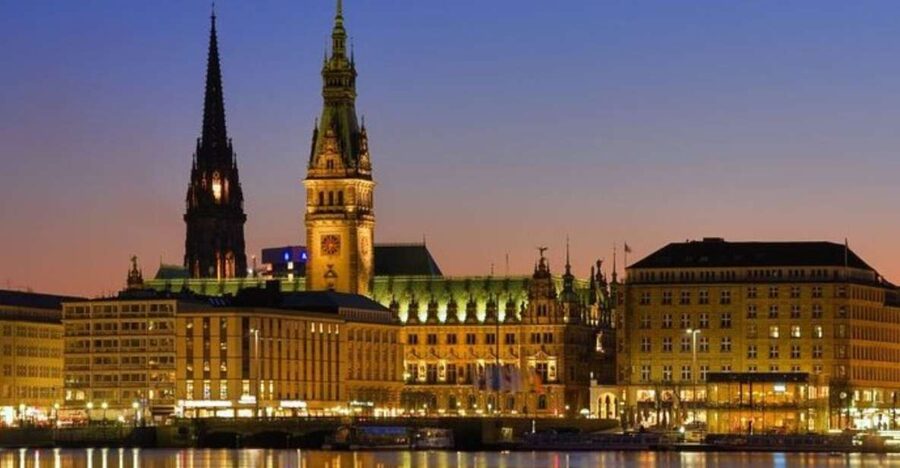 Hamburg : Private Walking Tour With A Guide (Private Tour) - Key things to know before booking