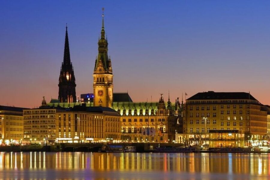 Hamburg : Private Walking Tour With A Guide (Private Tour) - Starting at your hotel or in the city center