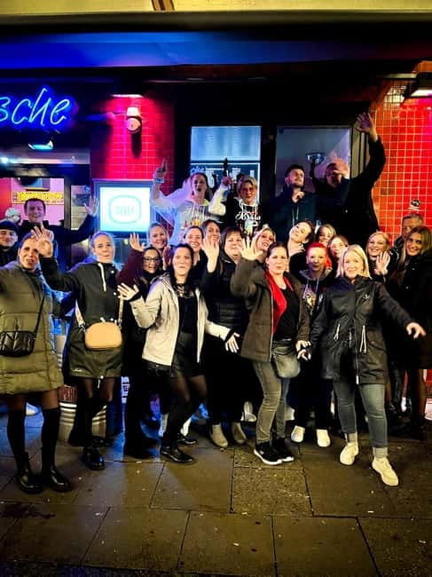 Hamburg: Pubcrawl & Nightlife Tour auf St.Pauli - Practical details that affect your night