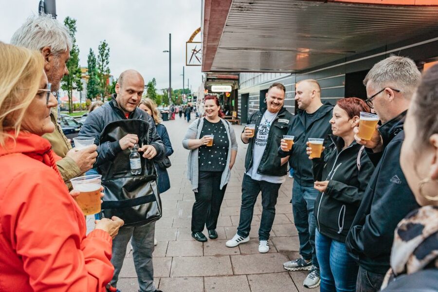 Hamburg: Reeperbahn Lust & Laster Tour for Adults Only - Starting beneath the Dancing Towers
