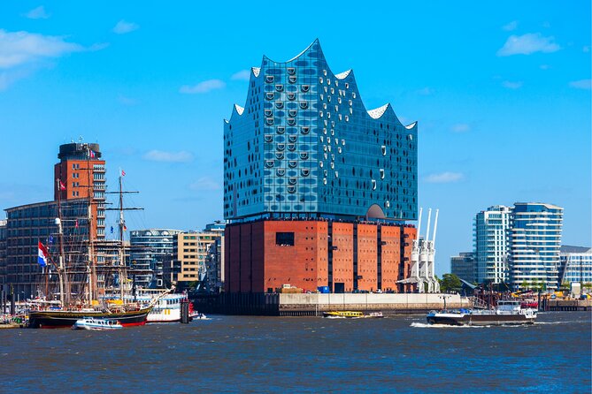 Hamburg Scavenger Hunt and Highlights Self Guided Audio Tour - Easy puzzles, not a hard challenge