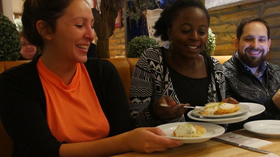Hamburg: Schanzenviertel Culinary Tour - From Carl Hagenbeck to the old piano factory