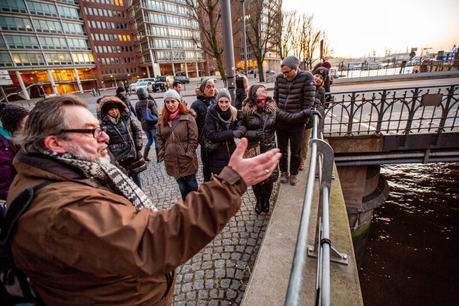 Hamburg: Speicherstadt and HafenCity 2-Hour Tour - From Hanseatic Trade Center to Wilhelminenbrücke
