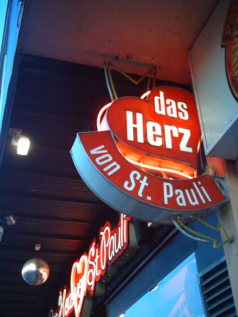 Hamburg: St. Pauli 1.5-Hour Tour - Starting at Davidwache, where St. Pauli’s story gets its bearings