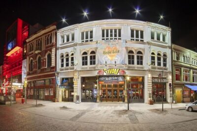 St. Pauli Highlights Guided Tour with Beer for 18+