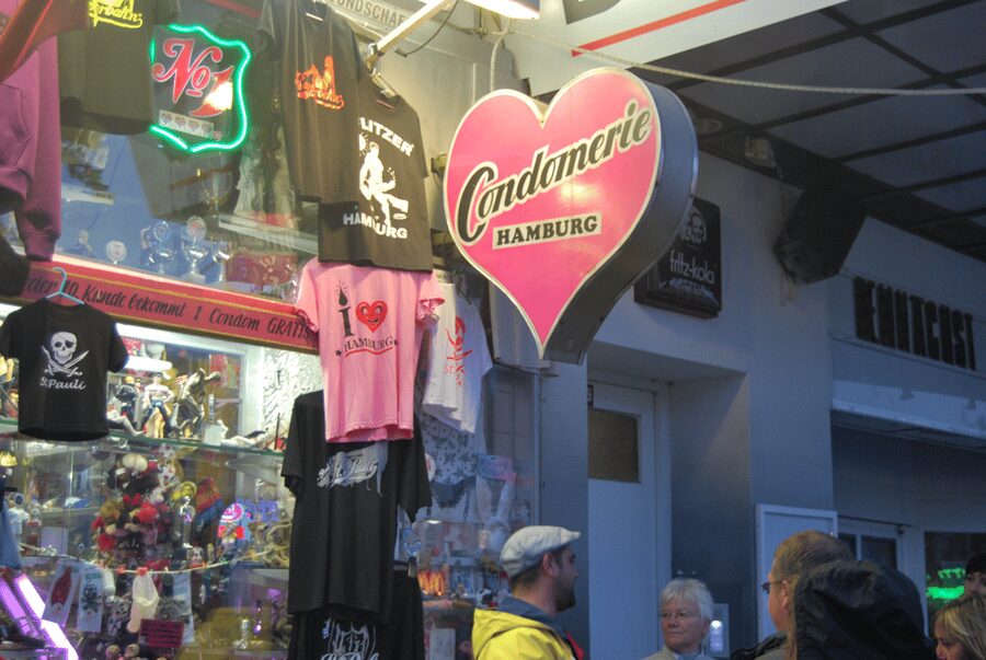 Hamburg: The Ultimate Sex, Drugs, and Hotdog Tour - What the $353 group price really means