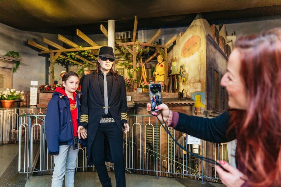 Hamburg: Ticket to the Panoptikum Waxworks - Meeting celebrities from Germany and beyond