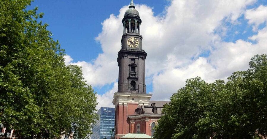 Hamburg: Tour from St. Michael's to the Elbphilharmonie - Why this Hamburg walk works so well
