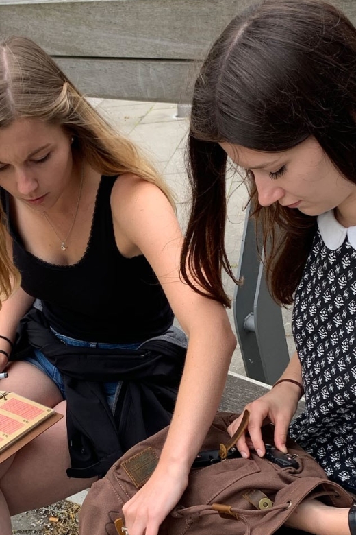 Hamburg: Treasure Hunt Game through HafenCity - Starting at Am Grasbrookpark 1E