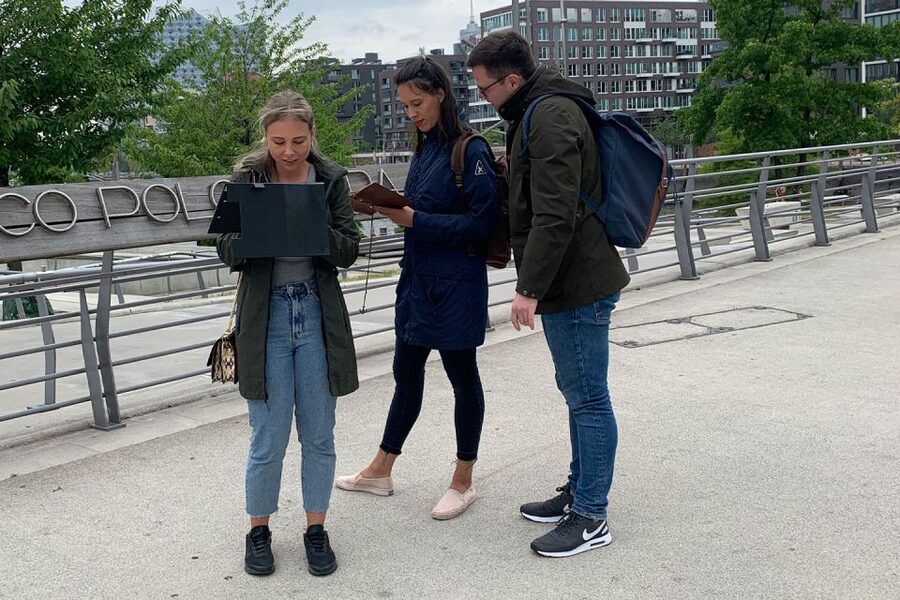 Hamburg: Treasure Hunt Game through HafenCity - The Elbphilharmonie and the waterfront views