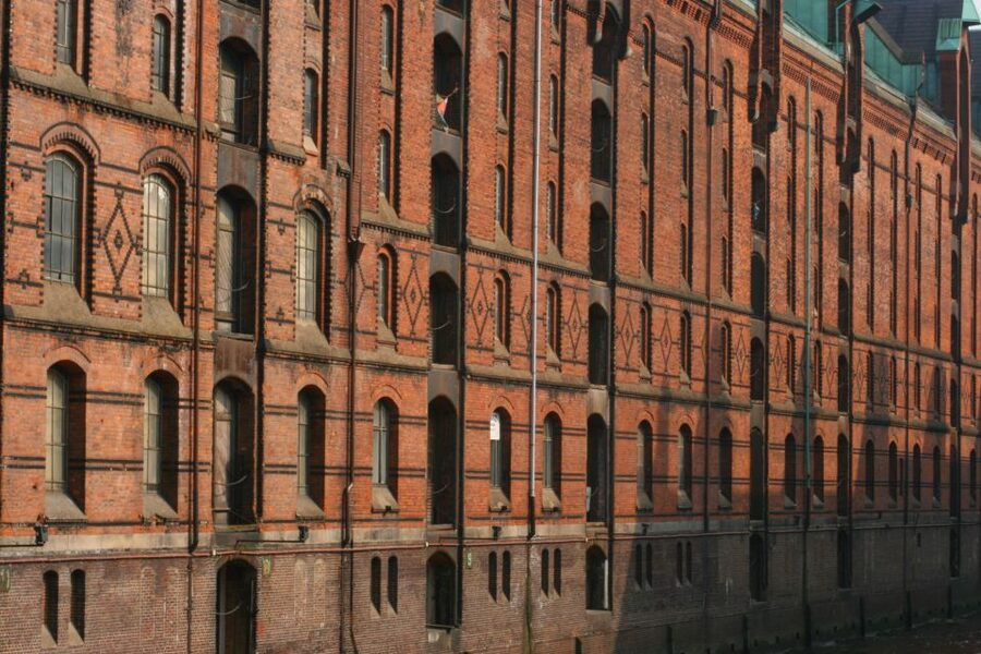 Hamburg: UNESCO-World Heritage Sites Tour - Sprinkenhof shows the scale of old Hamburg commerce