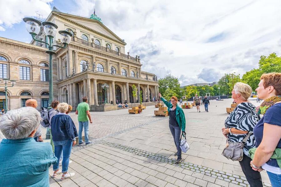 Hannover: Culinary Walking Tour Old Town - Food restrictions and practical comfort
