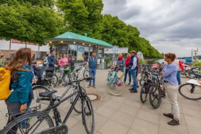 Guided Bike Tour for Foodies with Tastings