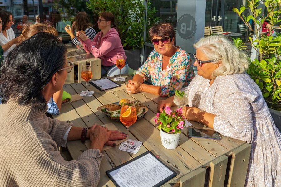 Hannover: Guided Bike Tour for Foodies with Tastings - Is the $51 price good value?