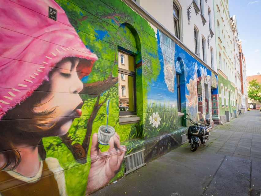 Hanover: Guided Walking Tour of the Linden-Limmer District - Meeting point, timing, and practical planning