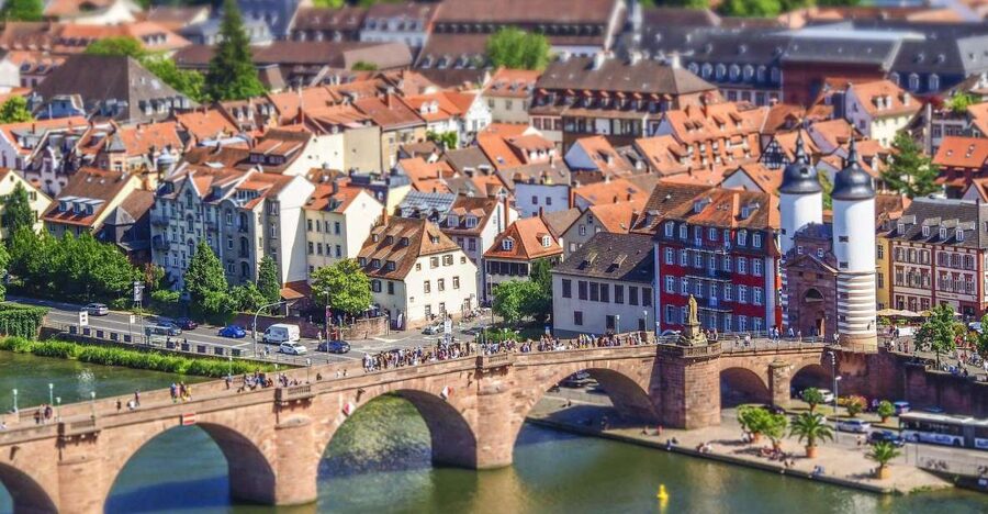Heidelberg: Old Town Tour Including Castle Visit - Holy Spirit Church and the medieval Marktplatz