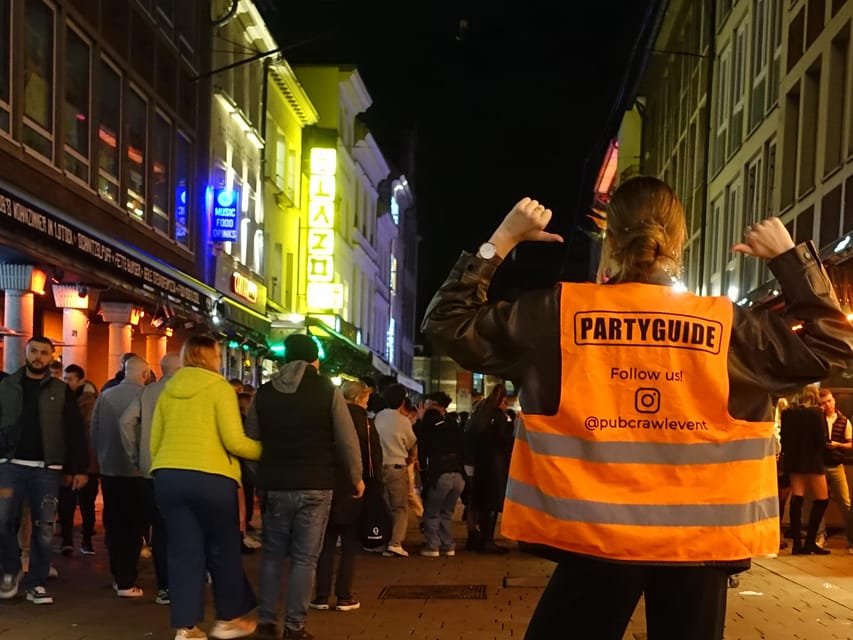 Heidelberg: Private pub crawl with insider-guide & shots - Stop Two: A Local Bar With Games
