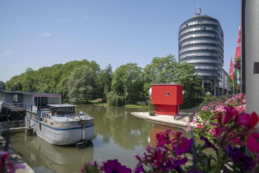 Heilbronn: Boat trip on the Neckar - The MS Käthchen and its convertible roof
