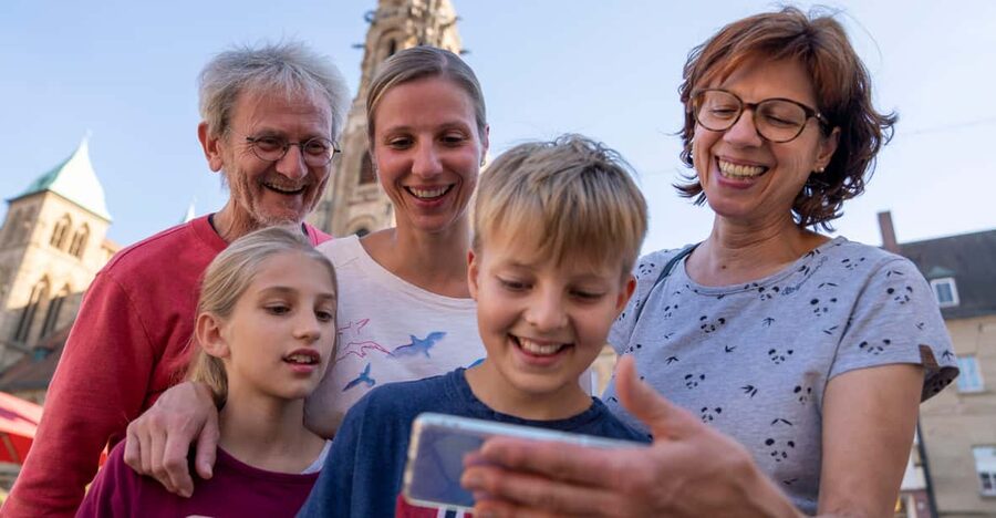 Heilbronn: Kleine Citytour am Samstag - The historic town hall and Isaac’s astronomical clock