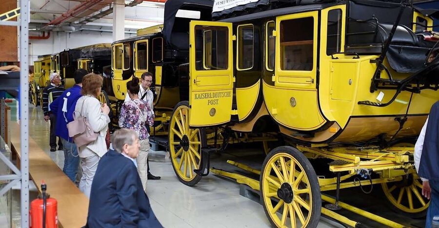 Heusenstamm:tour of the Depot of the museum of communication - The first steps into early messaging