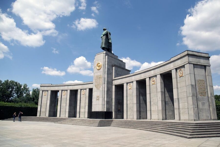 Hitler’s Germany: Berlin During the Third Reich & WWII - The Holocaust Memorial and the power of place