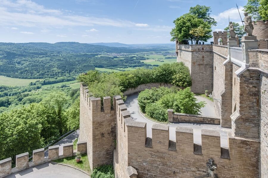 Hohenzollern Castle: Full-Day Tour from Frankfurt - Time to explore the grounds on your own