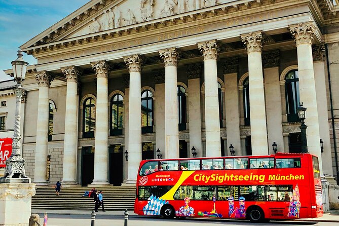 Hop-On Hop-Off Tour CitySightseeing Munich - The audio guide and onboard experience