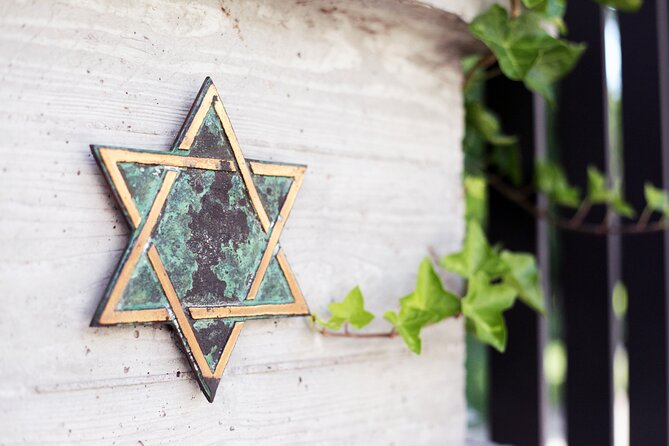 Jewish Life in Berlin - Private Walking Tour - Hackesche Höfe and the Woman Protest Memorial