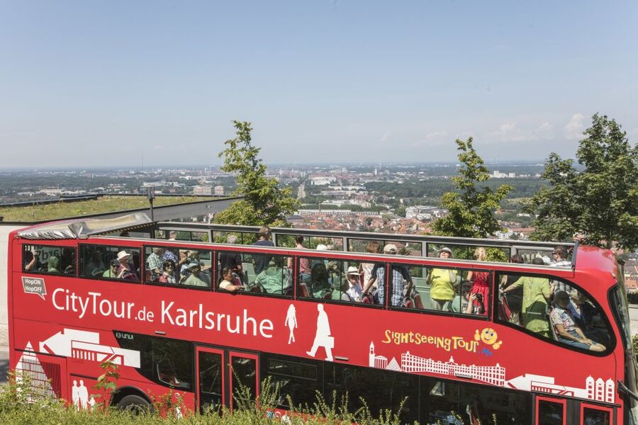 Karlsruhe: 24-Hour Hop-On Hop-Off Sightseeing Bus Ticket - The day begins at Bahnhofplatz