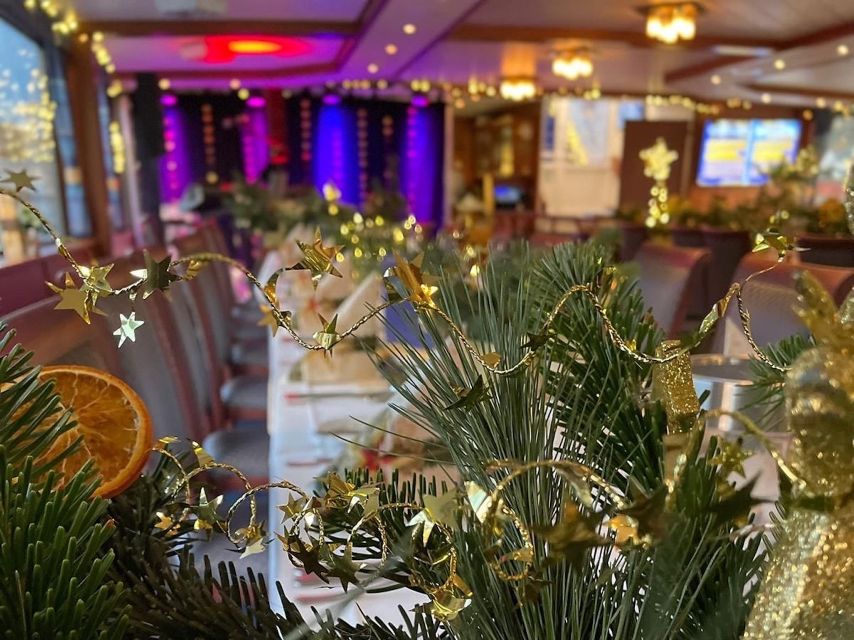 Koblenz: Christmas Boat Tour with Mulled Wine - Boarding at Bridge no. 10