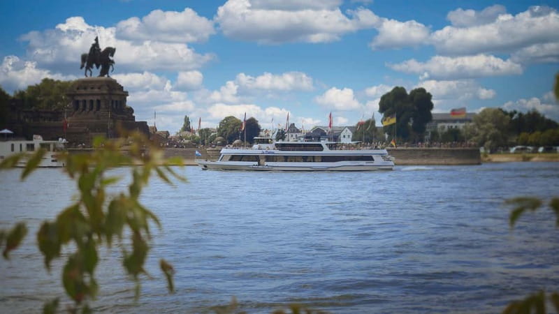 Koblenz: City & Rhine Valley Sightseeing Cruise - Finding La Paloma at Bridge 10