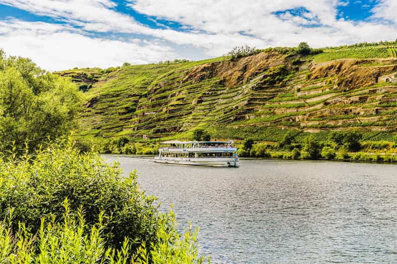 Koblenz: Panoramic Cruise on Moselle River to Winningen - Starting beside the Rhine at Brücke 9