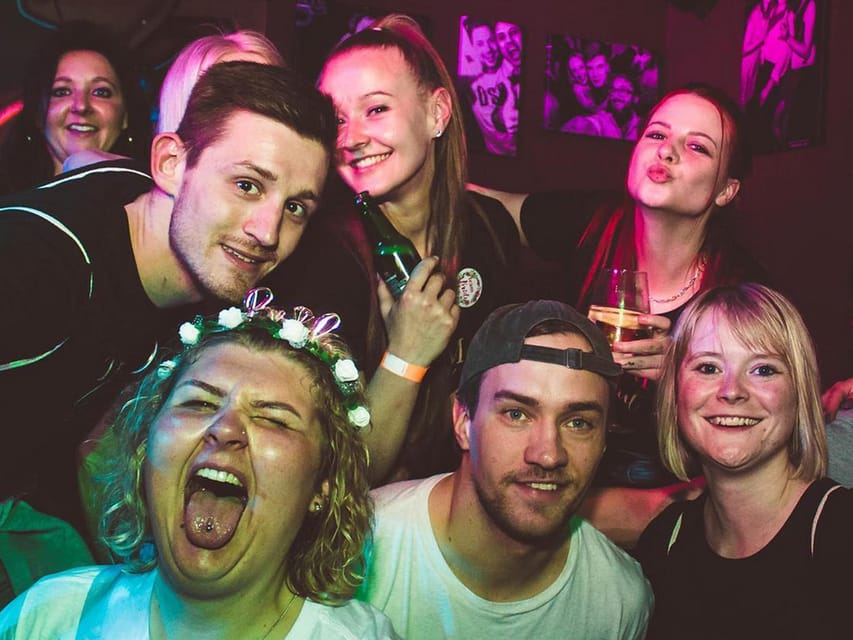 Koblenz: Private pub crawl with insider guide & free shots - Starting at Münzplatz With a Party Guide
