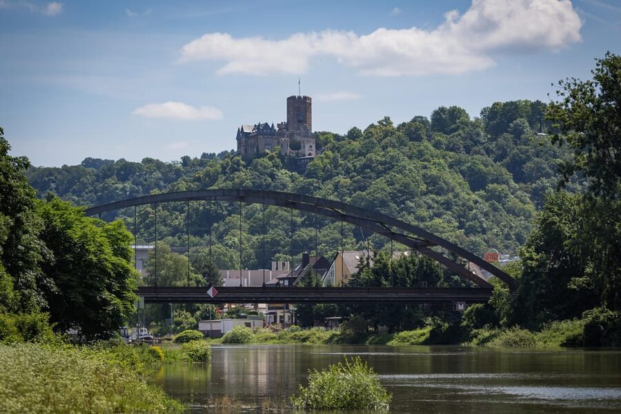 Koblenz: Rhine Valley Castles and Palaces Boat Tour - Braubach and the optional Marksburg plan