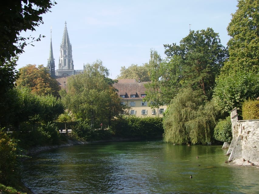 Konstanz: Private Stadtführung mit Weinprobe - What the Wine Tasting Adds