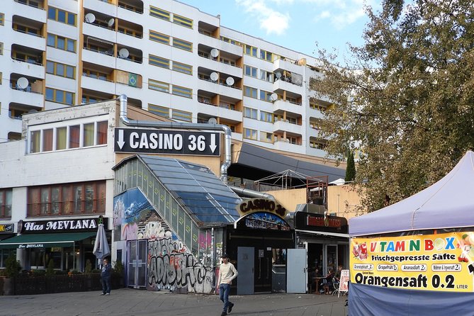 Kreuzberg Tour – Kriminell und kuschelig - Starting around Kotti