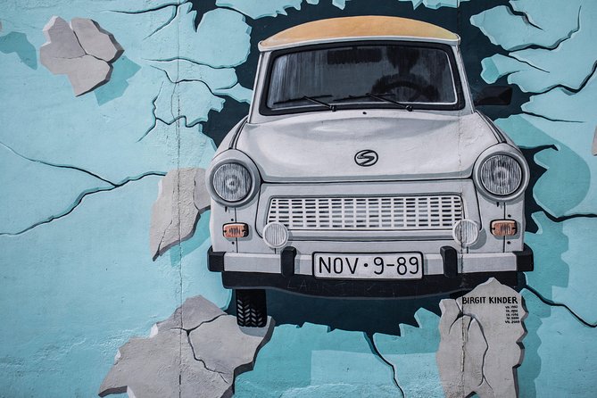 Kreuzberg Walking Tour: Immigrants, Artists & Hipsters - Riversides, development, and the price of change