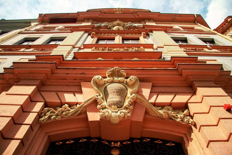 Leipzig: 1.5-Hour Historical Walking Tour in German - The university and the city’s changing face