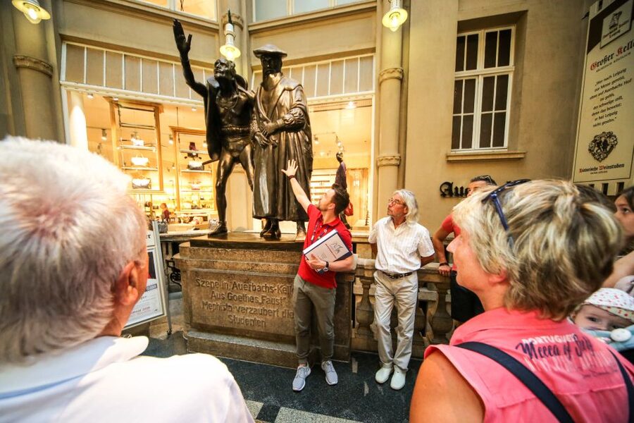 Leipzig: 2-Hour Guided Walking Tour in German - St. Thomas Church and Leipzig’s musical identity